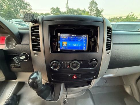 Used 2008 Dodge Sprinter 2500 image 13