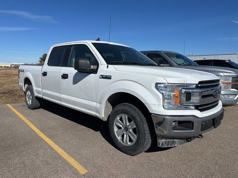 Used 2019 Ford F150 XLT w/ Trailer Tow Package image 3