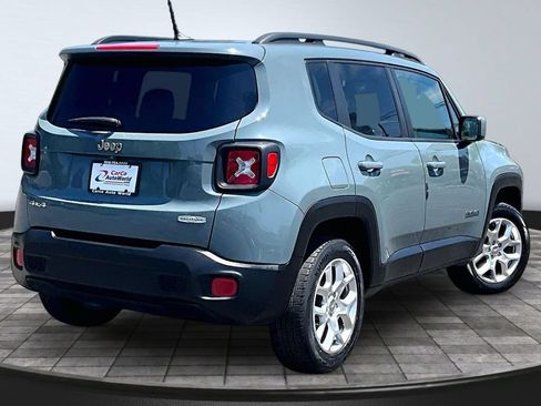 Used 2016 Jeep Renegade Latitude w/ Cold Weather Group AWD/4WD image 5
