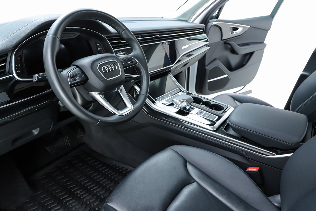 Used 2023 Audi Q7 3.0T Premium Plus AWD/4WD image 46