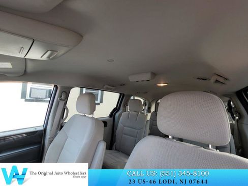 Used 2015 Dodge Grand Caravan SE w/ Quick Order Package 29E SE image 9