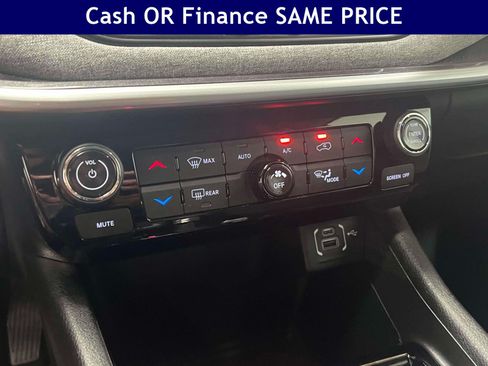 Certified 2022 Jeep Compass Latitude w/ Convenience Group AWD/4WD image 24