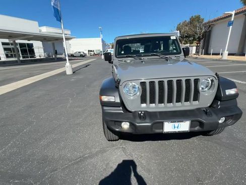 Used 2023 Jeep Wrangler Sport image 3
