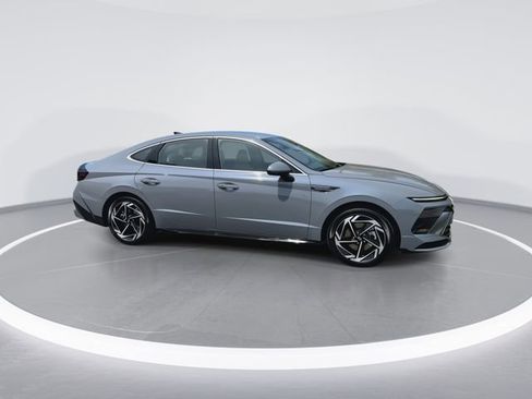 New 2026 Hyundai Sonata SEL FWD image 9