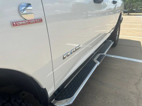 Used 2023 RAM 2500 Big Horn w/ Level 1 Equipment Group AWD/4WD image 4