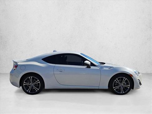 Used 2016 Scion FR-S image 4