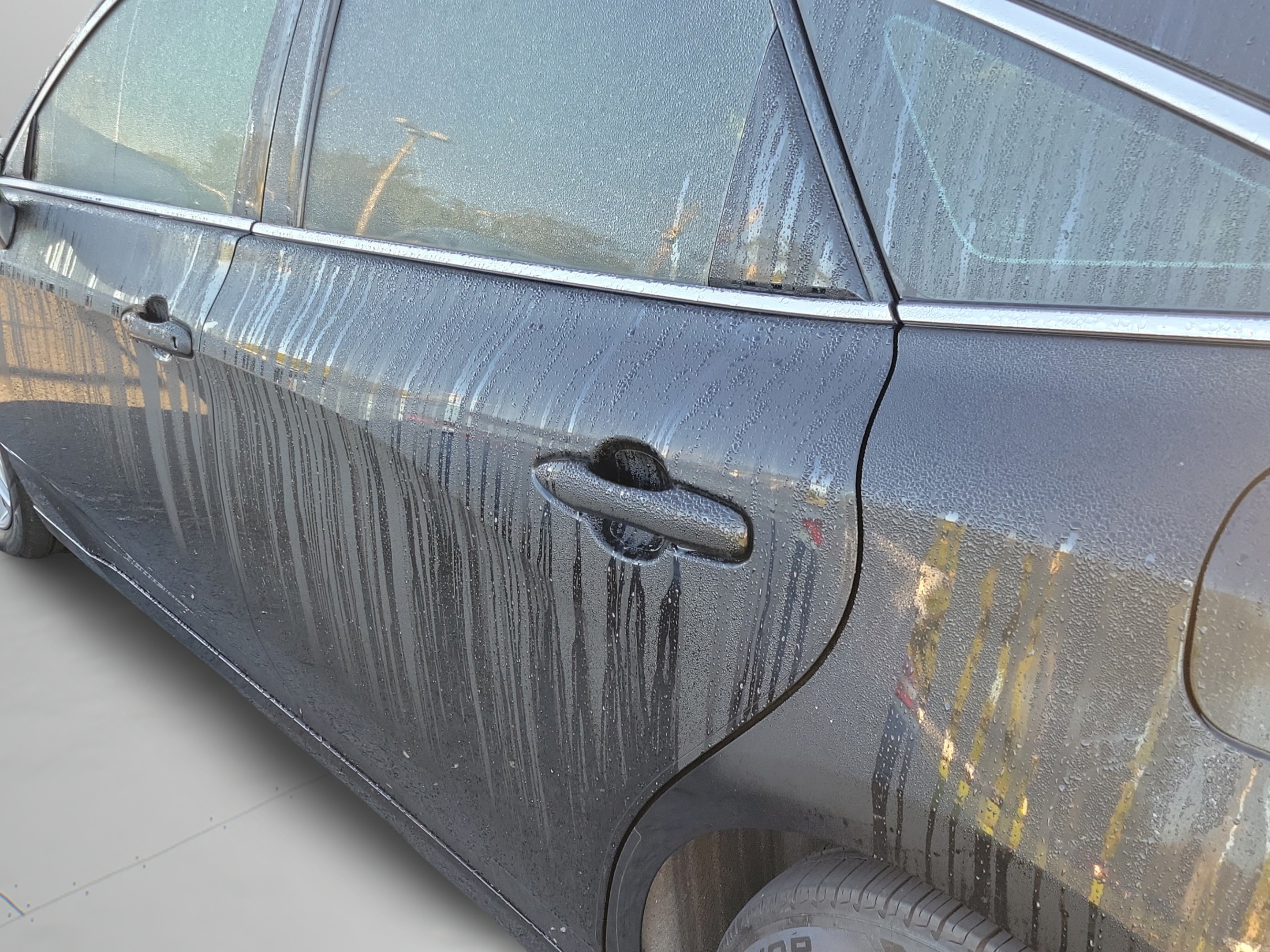 Used 2021 Toyota Avalon XLE w/ Moonroof Package FWD image 26