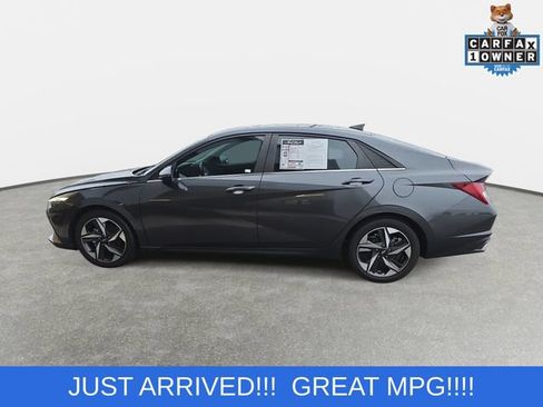 Used 2023 Hyundai Elantra Limited FWD image 8