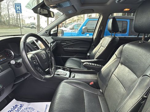 Used 2017 Honda Pilot Elite image 13