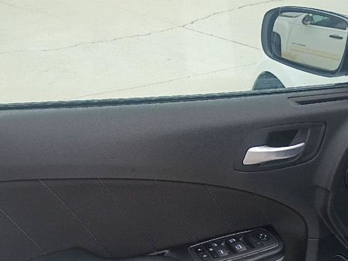 Used 2023 Dodge Charger SXT RWD image 9