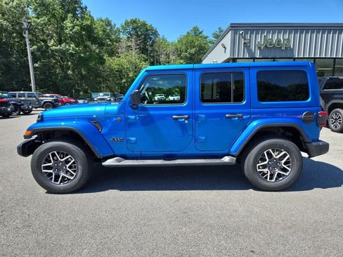 New 2026 Jeep Wrangler Unlimited Sahara AWD/4WD image 7