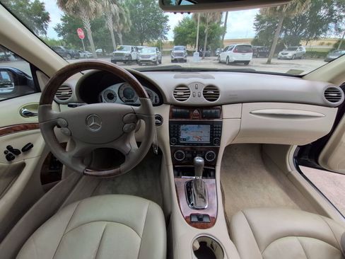 Used 2006 Mercedes-Benz CLK 500 Cabriolet image 20