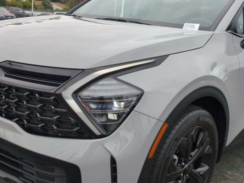 Certified 2025 Kia Sportage X-Line w/ Premium Package AWD/4WD image 9