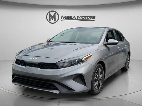 Used 2024 Kia Forte LXS FWD image 1
