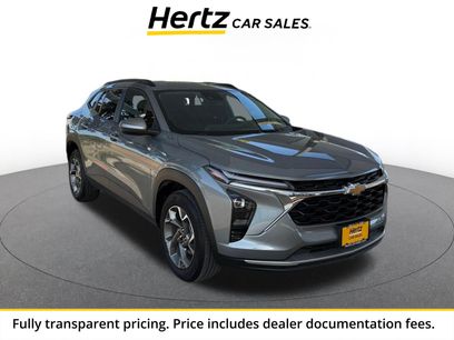 Used 2025 Chevrolet Trax LT