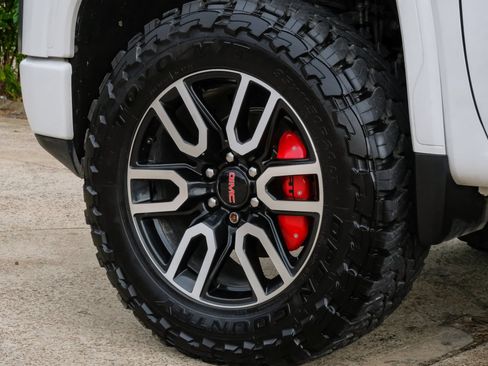 Used 2021 GMC Sierra 1500 AT4 w/ AT4 Value Package AWD/4WD image 53