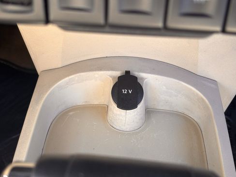 Used 2008 Volkswagen Beetle SE image 21