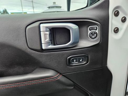 Used 2022 Jeep Wrangler Unlimited Rubicon w/ LED Lighting Group image 16