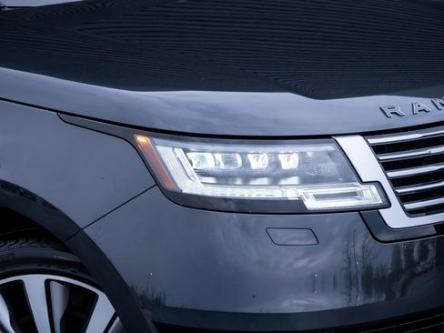 Used 2023 Land Rover Range Rover SV image 41