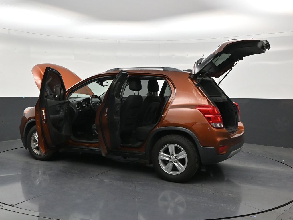 Used 2019 Chevrolet Trax LT FWD image 30