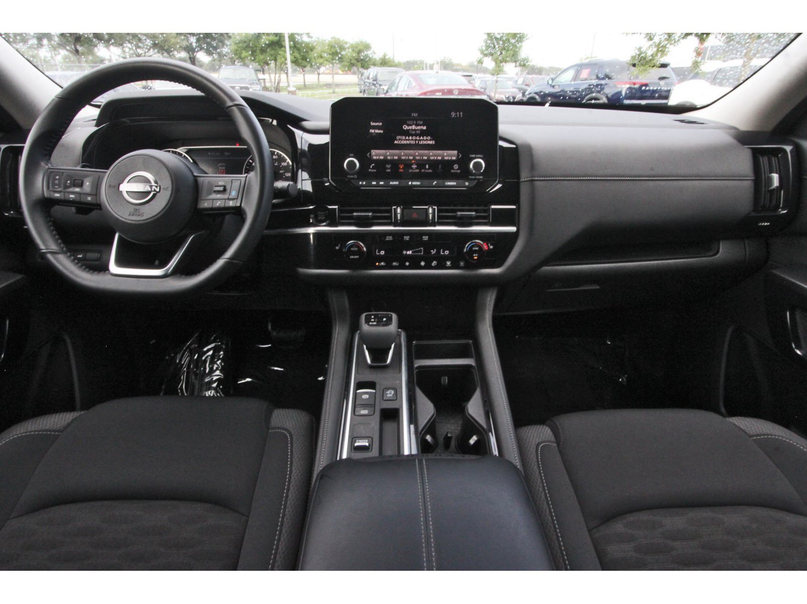 Certified 2025 Nissan Pathfinder SV FWD image 13