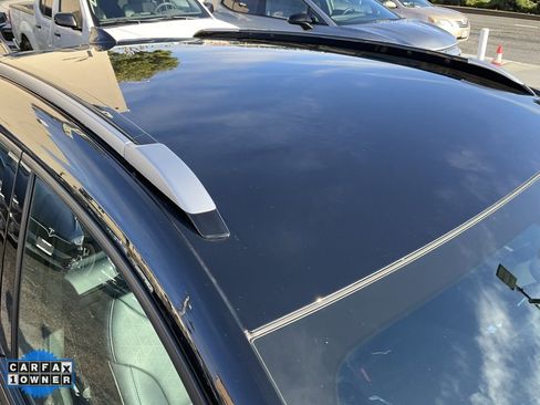 Used 2022 Chevrolet Bolt EUV LT w/ Convenience Package image 69