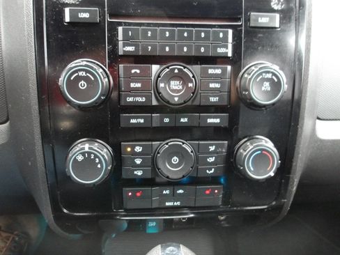 Used 2011 Ford Escape Limited image 12