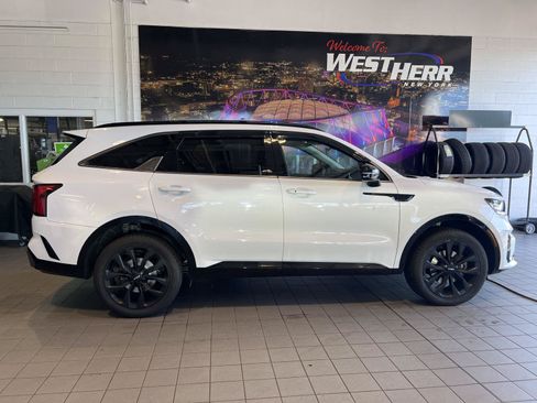 Used 2022 Kia Sorento SX AWD/4WD image 13