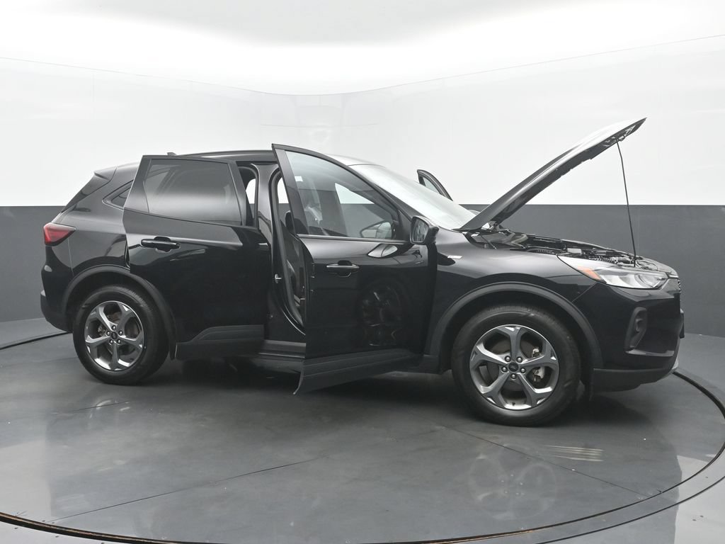 Used 2025 Ford Escape ST-Line Select AWD/4WD image 57