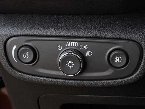 Used 2023 Chevrolet TrailBlazer LT w/ Convenience Package image 25