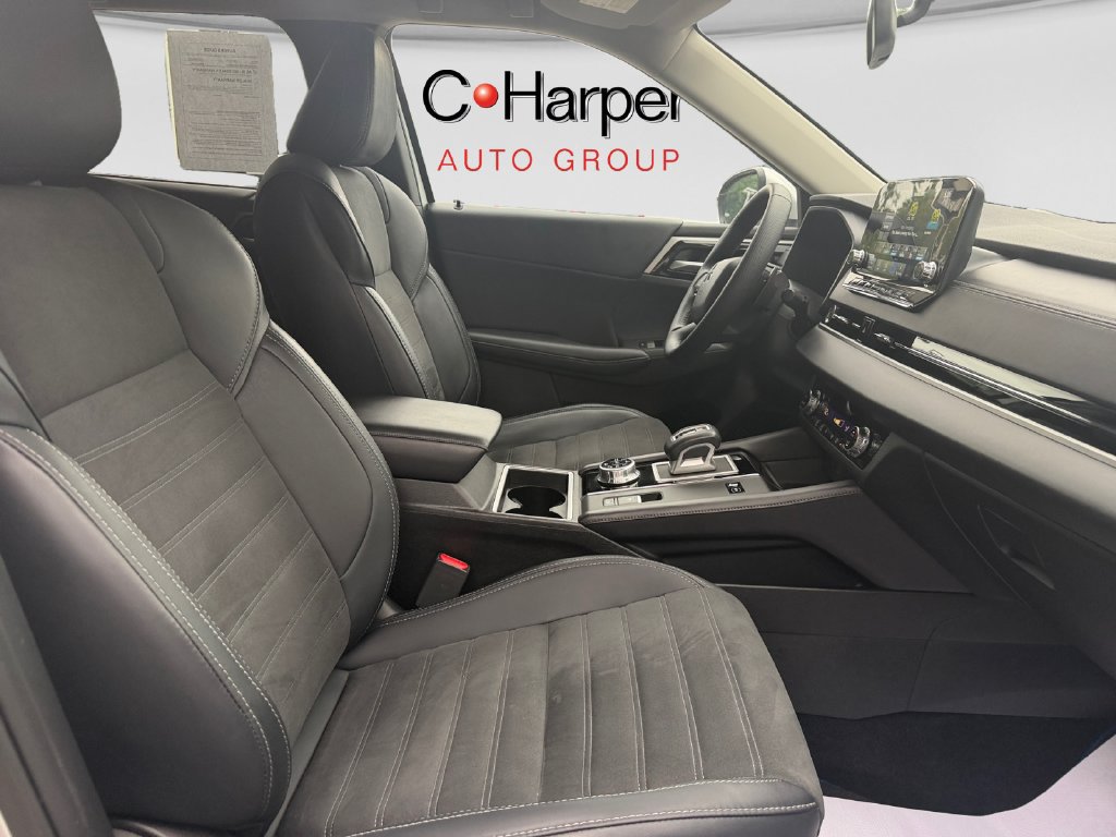Used 2024 Mitsubishi Outlander 4WD Plug-In Hybrid image 26