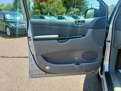 Used 2005 Toyota Sienna LE AWD/4WD image 11