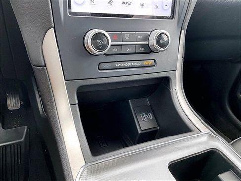 Used 2022 Ford Edge SEL w/ Convenience Package image 22