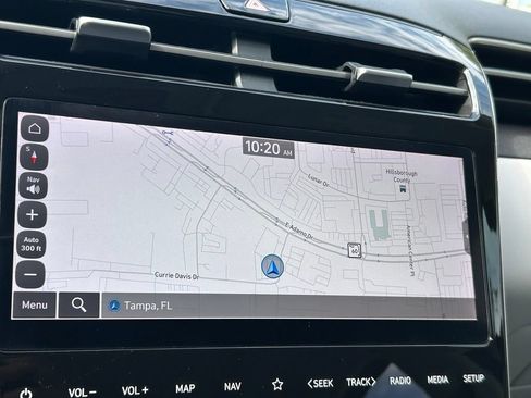 Used 2022 Hyundai Tucson Limited FWD image 17