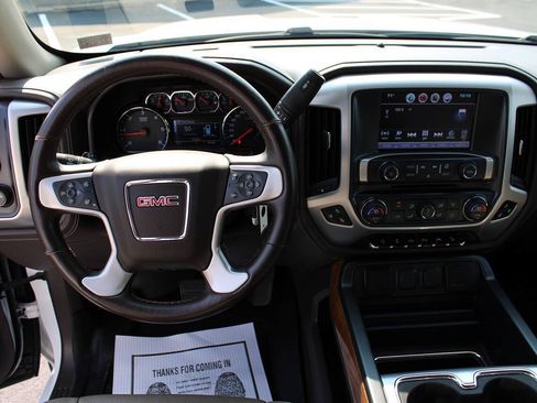 Used 2017 GMC Sierra 1500 SLT AWD/4WD image 36