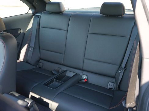 Used 2011 BMW 1 Series M image 17