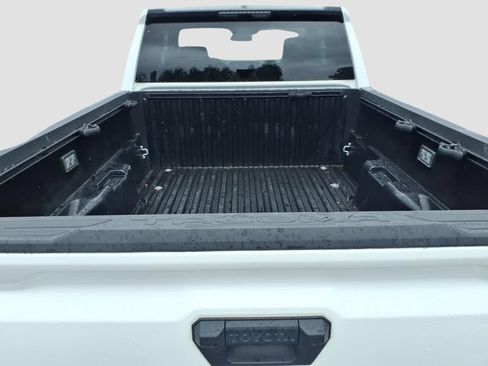 Used 2025 Toyota Tacoma SR RWD image 9