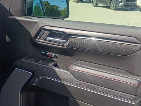 Used 2024 GMC Sierra 1500 AT4X AWD/4WD image 19