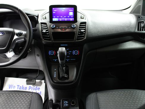 Used 2019 Ford Transit Connect XLT image 19