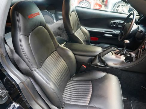 Used 2004 Chevrolet Corvette Z06 RWD image 43