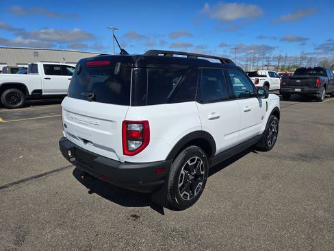Used 2022 Ford Bronco Sport Outer Banks w/ Tech Package AWD/4WD image 5