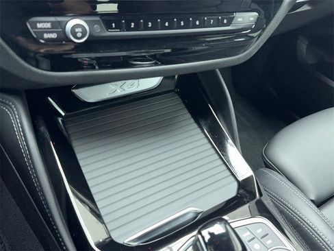 Used 2023 BMW X4 xDrive30i w/ M Sport Package image 32