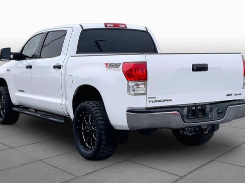Used 2013 Toyota Tundra 4x4 CrewMax w/ Tow Pkg image 12