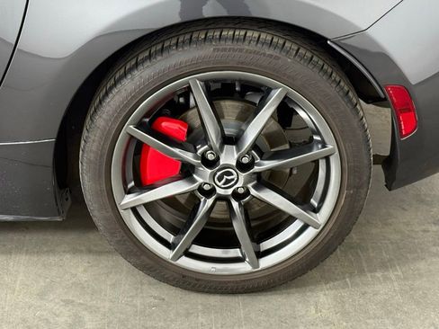 Used 2017 MAZDA MX-5 Miata RF Grand Touring image 38