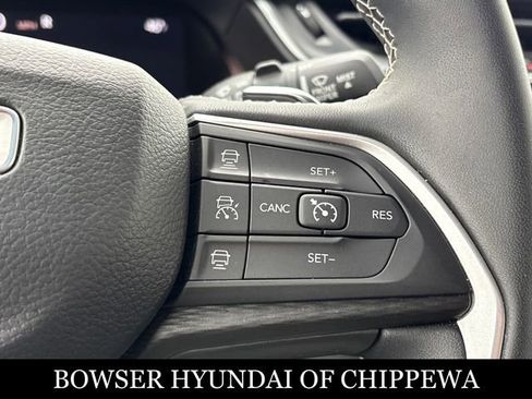 Used 2023 Jeep Grand Cherokee L Laredo AWD/4WD image 17