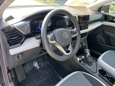 New 2026 Volkswagen Taos S image 21