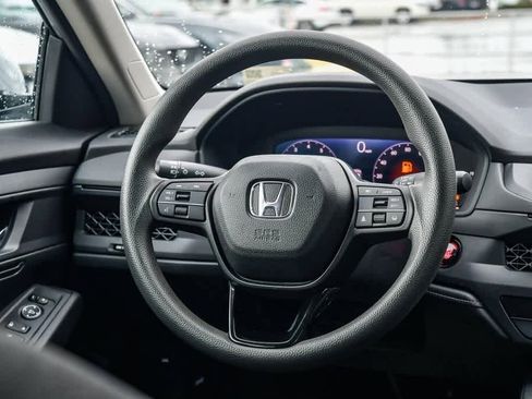 Used 2023 Honda Accord LX image 12