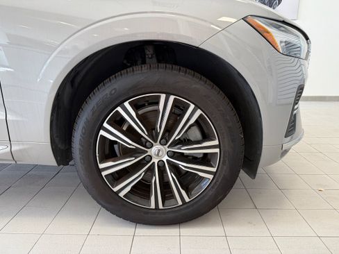 Certified 2022 Volvo XC60 B6 Inscription w/ Climate Package image 9