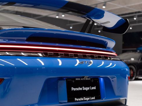 Certified 2026 Porsche 911 GT3 RWD image 37
