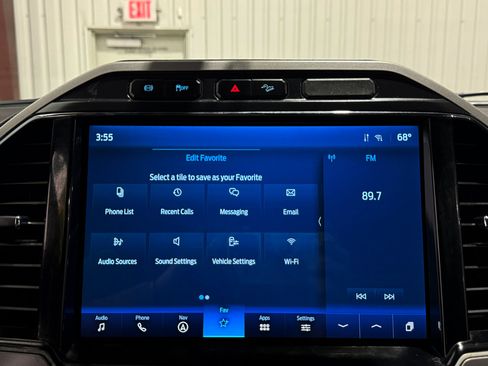 Used 2022 Ford F350 Lariat w/ Black Appearance Package image 42